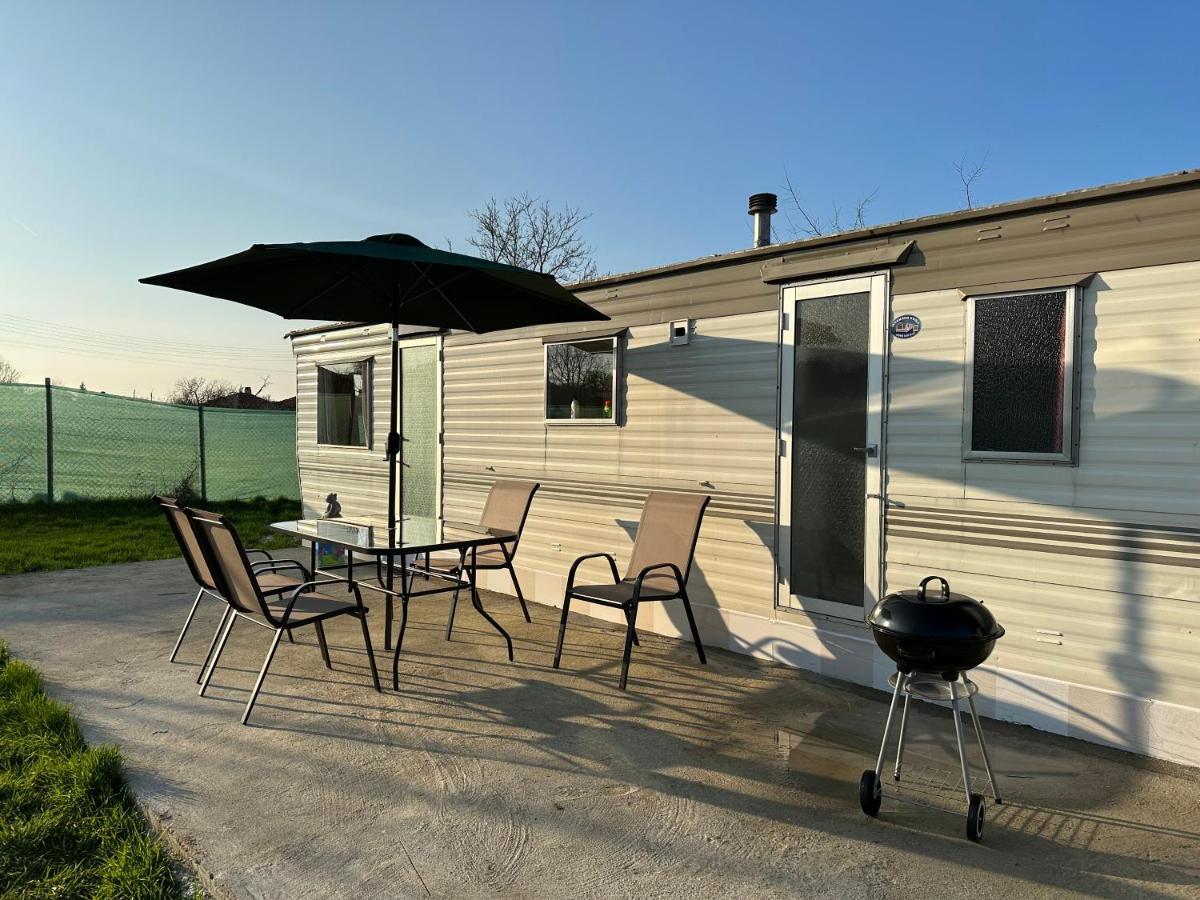 Caravans 10 Min To Tsonevo Lake & 35 Min To Black Sea Εξωτερικό φωτογραφία